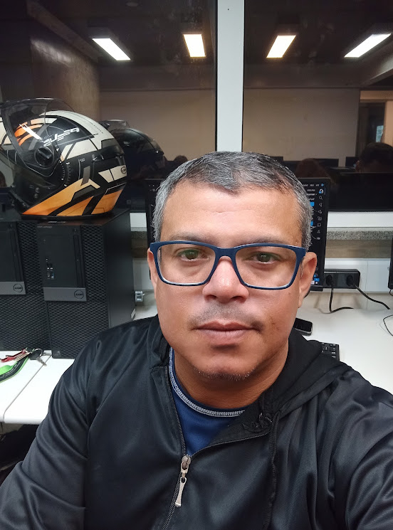 Alexsey Batista da Silva - Desenvolvedor Full Stack especializado em React, Node.js, JavaScript e Inteligência Artificial